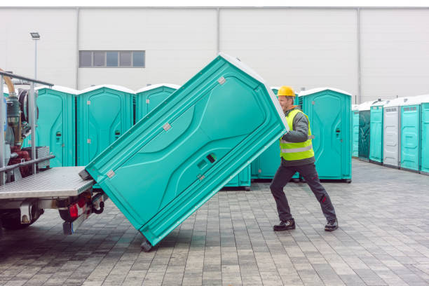 Best Portable restroom trailer rental  in Belleair Beach, FL